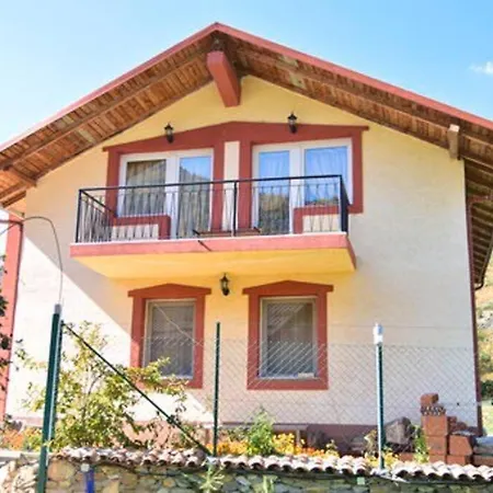 Kiko Mountain Village فيلة بيتولا